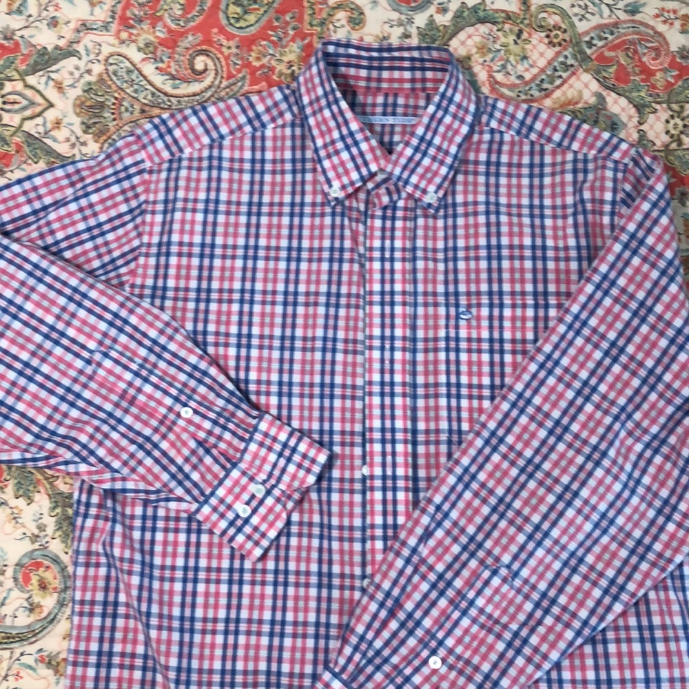 Southern Tide button-down size S
